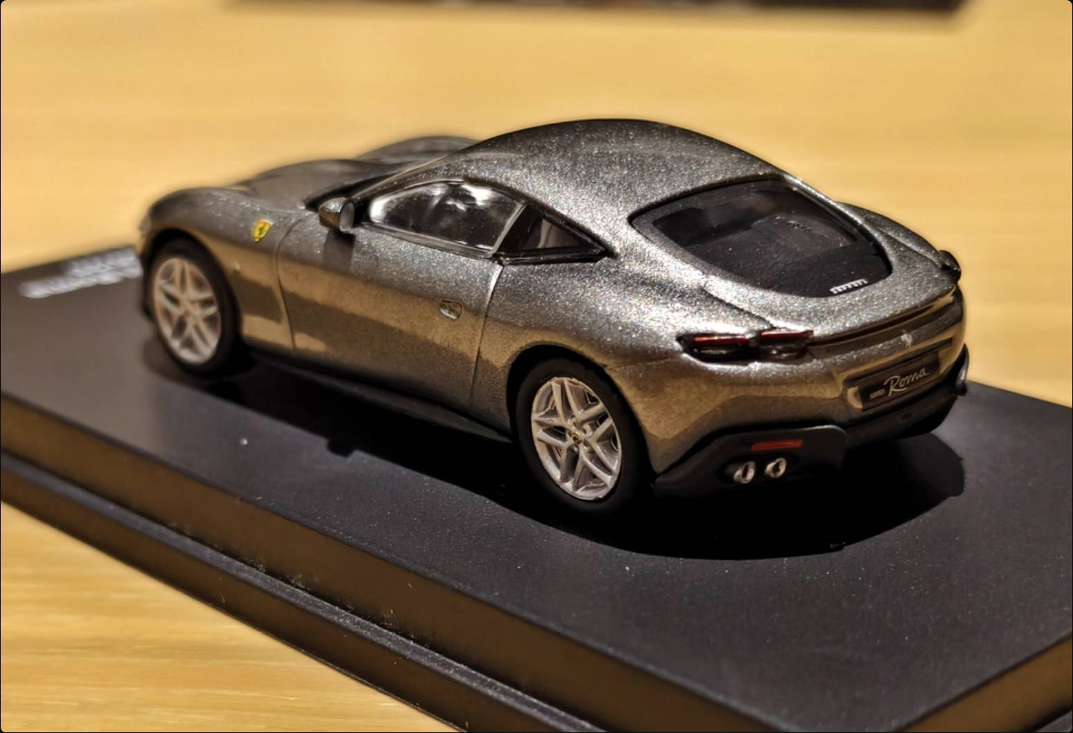 Auto-Modell im Maßstab 1:64 vo – Magazines Bewertung und Preis